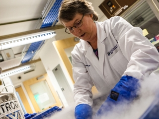 Lab Manager at Work at  Knight Cancer Center