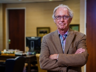 Portrait of Oregon Ceo in his office